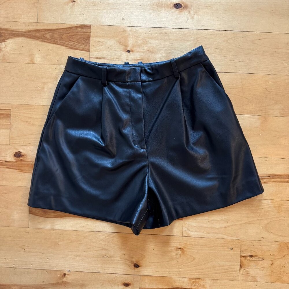Zara Faux Leather High-Waisted Shorts Size Medium